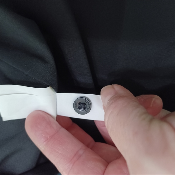 ********* PRICE DROP    Vineyard Vines Blackwatch Flutter Sleeve Top - Picture 12 of 14